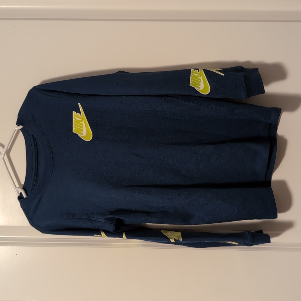 Youth Nike Long Sleeve